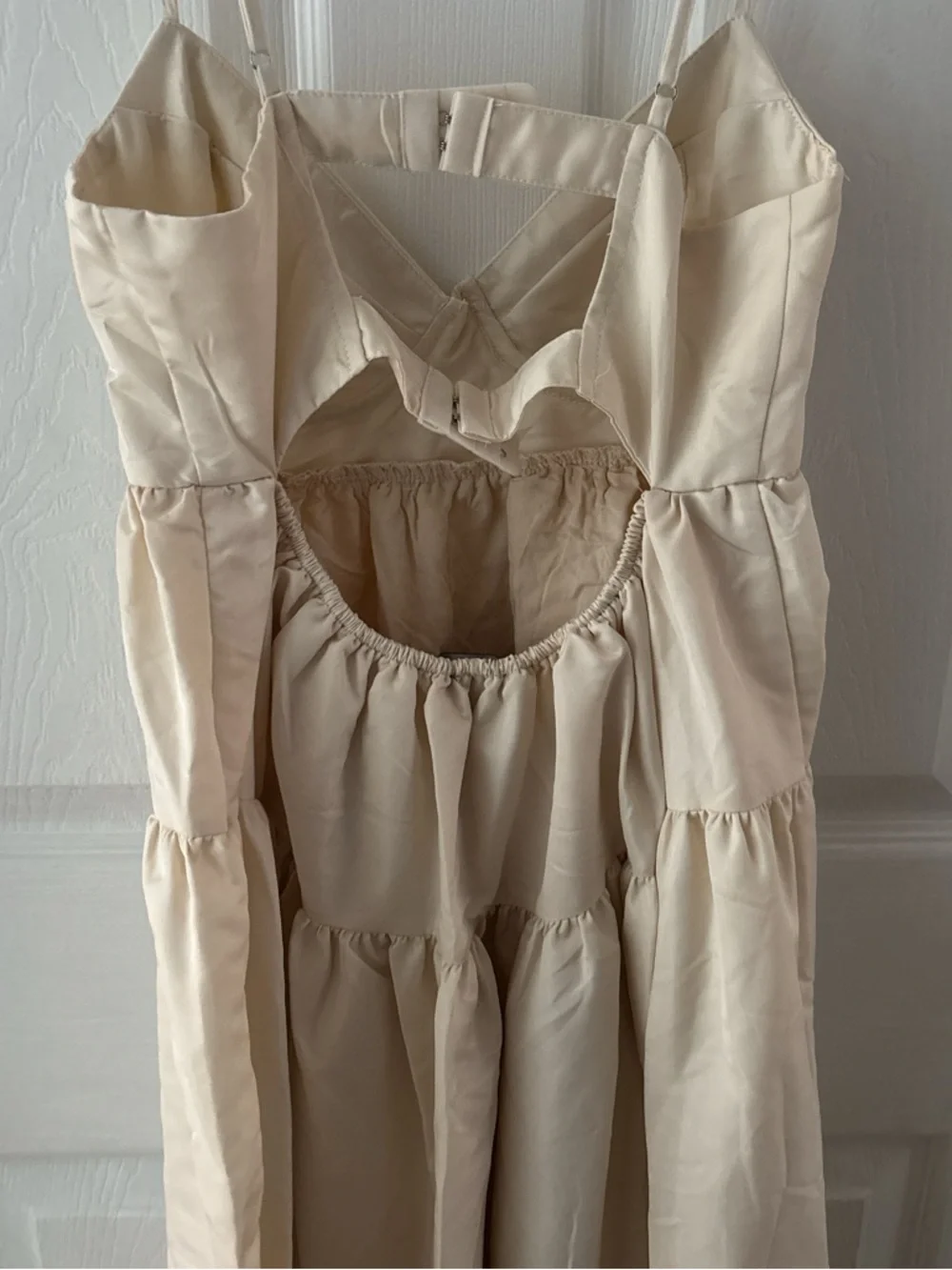 Forever 21 Cream Tiered Spaghetti-Strap Maxi Dress - Picture 3 of 3